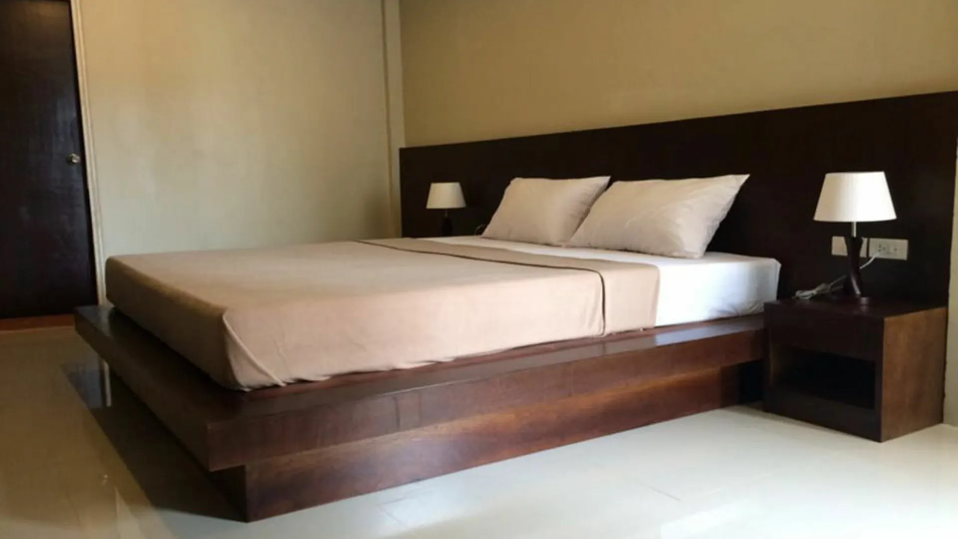 Green Leaf Hostel Phuket 2*,