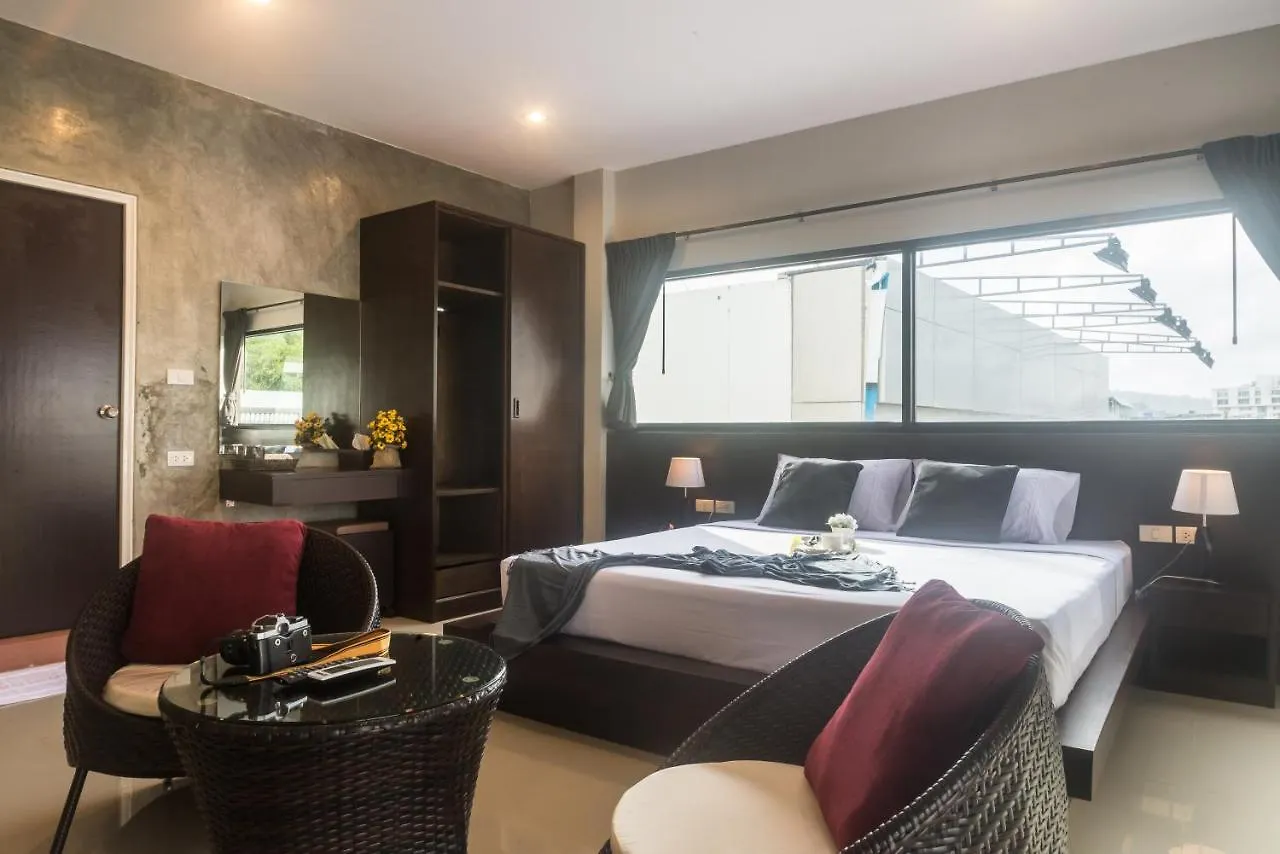 Green Leaf Hostel Phuket 2*,  Thailand