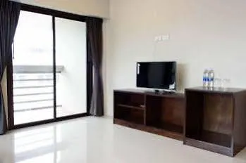 Green Leaf Hostel Phuket 2*,